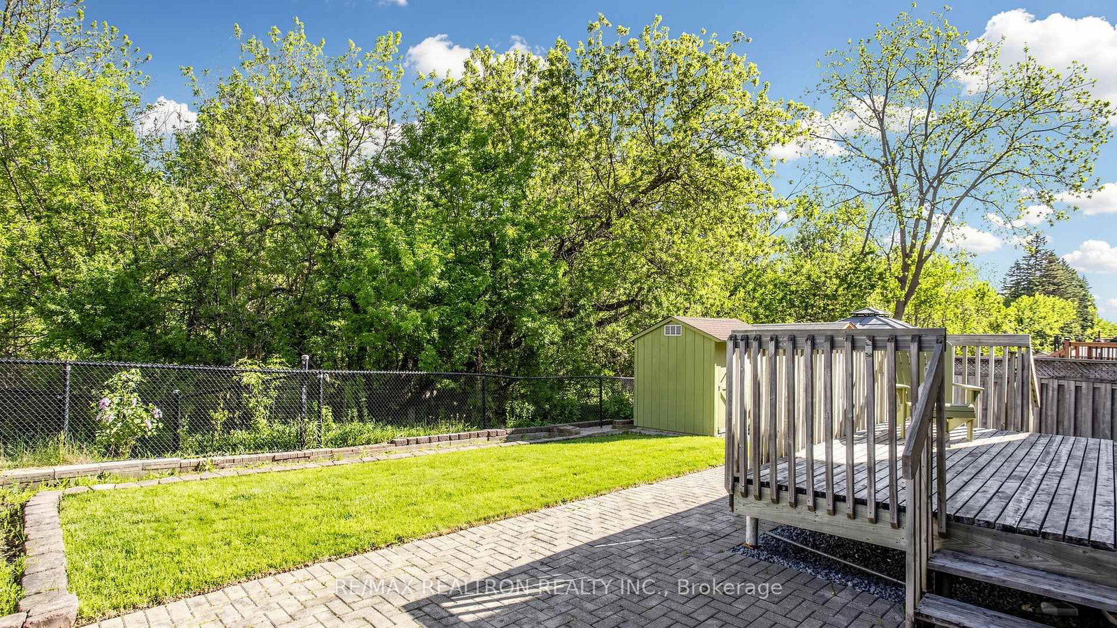 6 Loyal Blue Crescent • Richmond Hill, ON photo 40