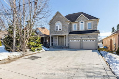 Detached House in Oak Ridges