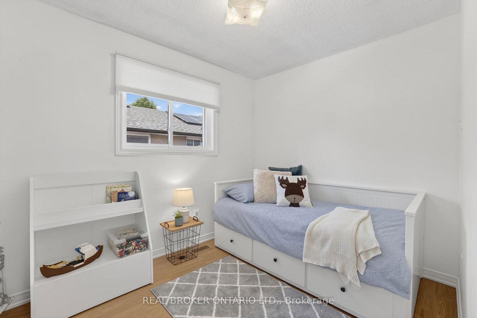 128 Olive Street • East Gwillimbury, ON photo 16