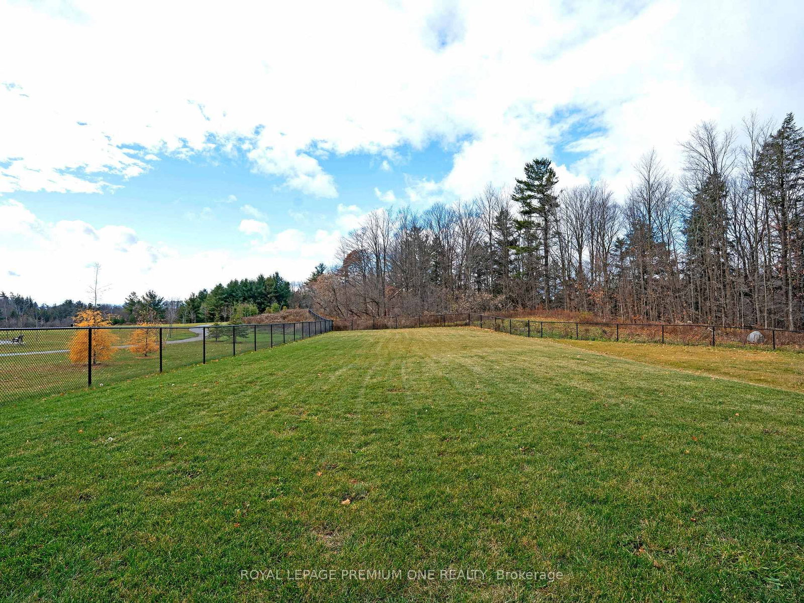 130 Cannes Avenue • Vaughan, ON photo 14