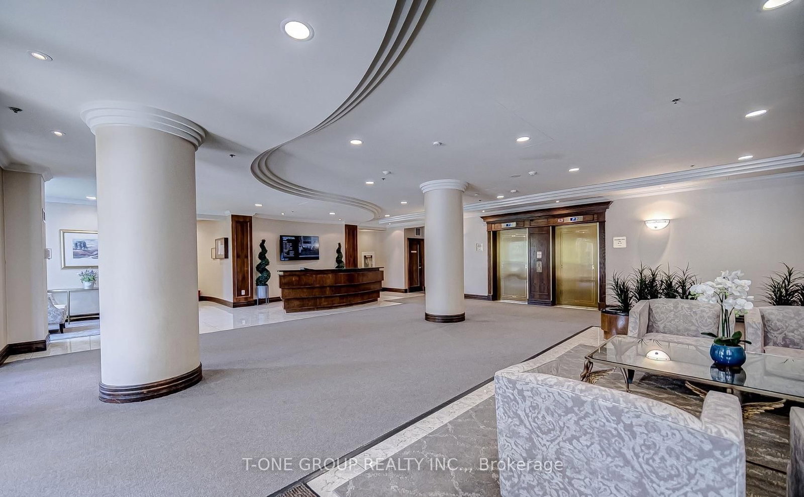 51 Baffin Court, Unit 817 - Photo 3