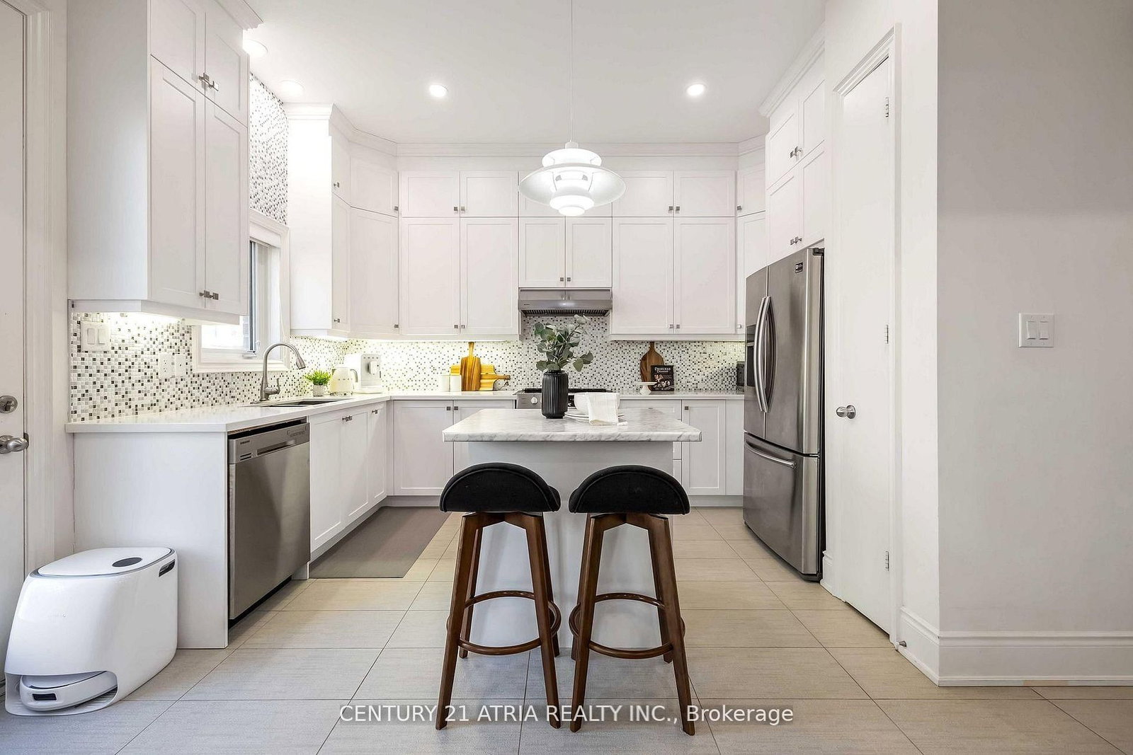 109 Vantage Loop • Newmarket, ON photo 14