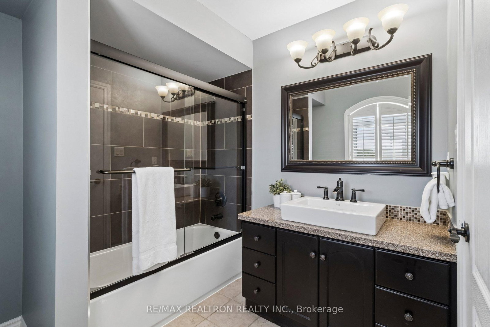 37 Bullock Drive • Markham, ON photo 24