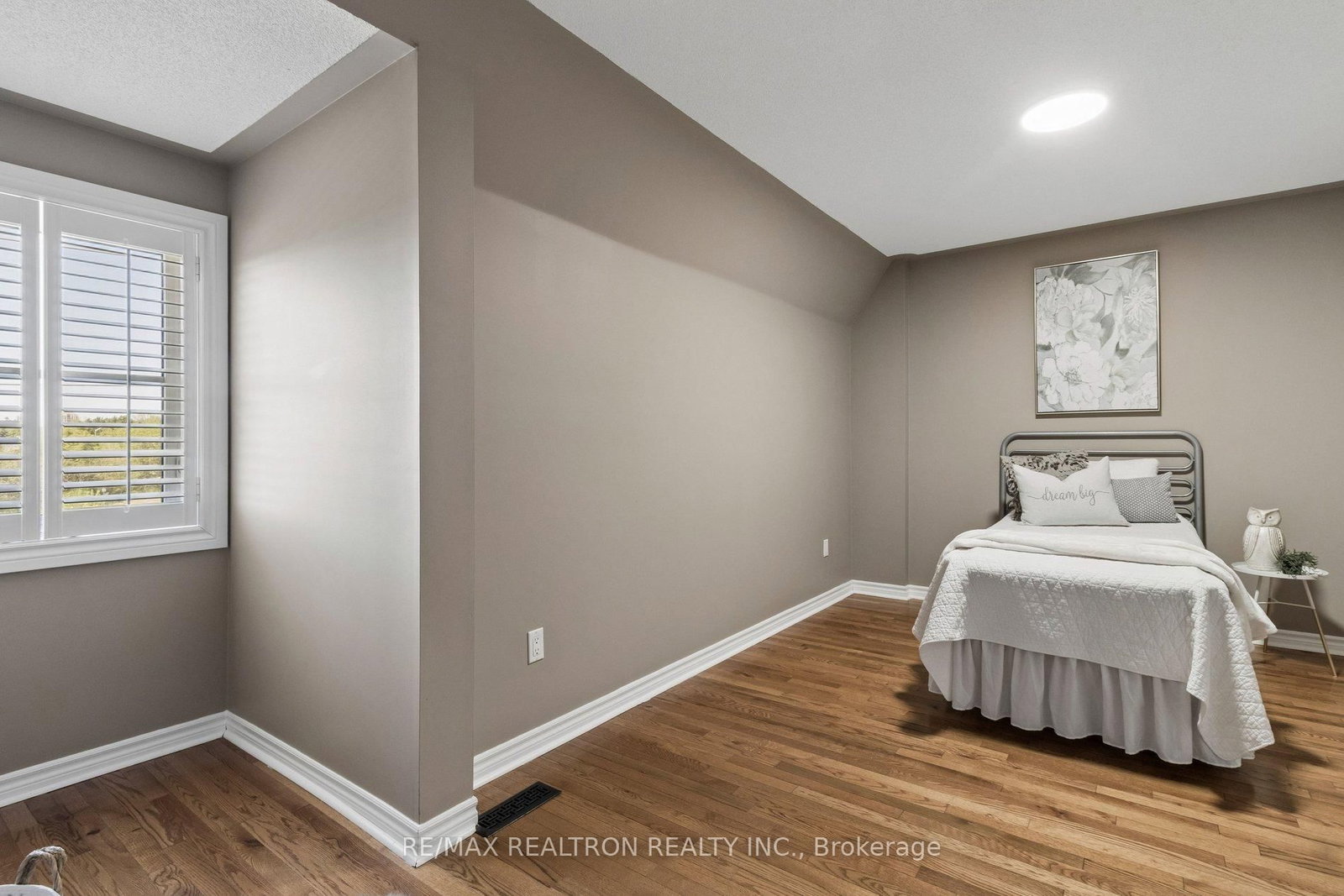 37 Bullock Drive • Markham, ON photo 36