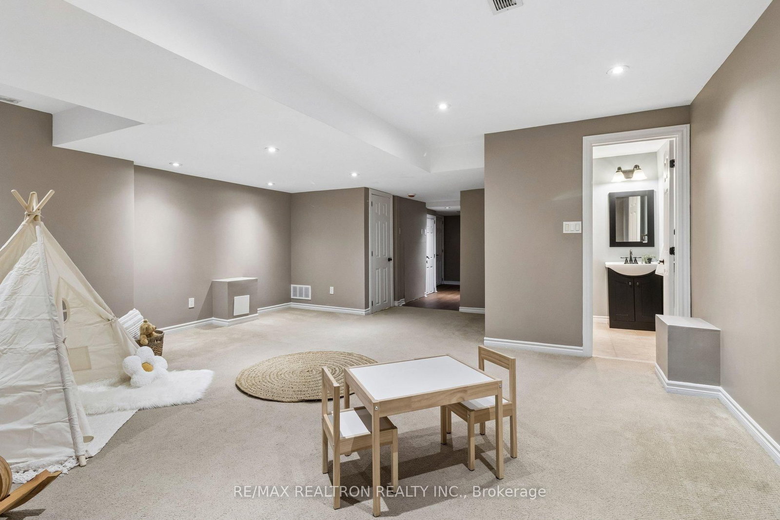 37 Bullock Drive • Markham, ON photo 39