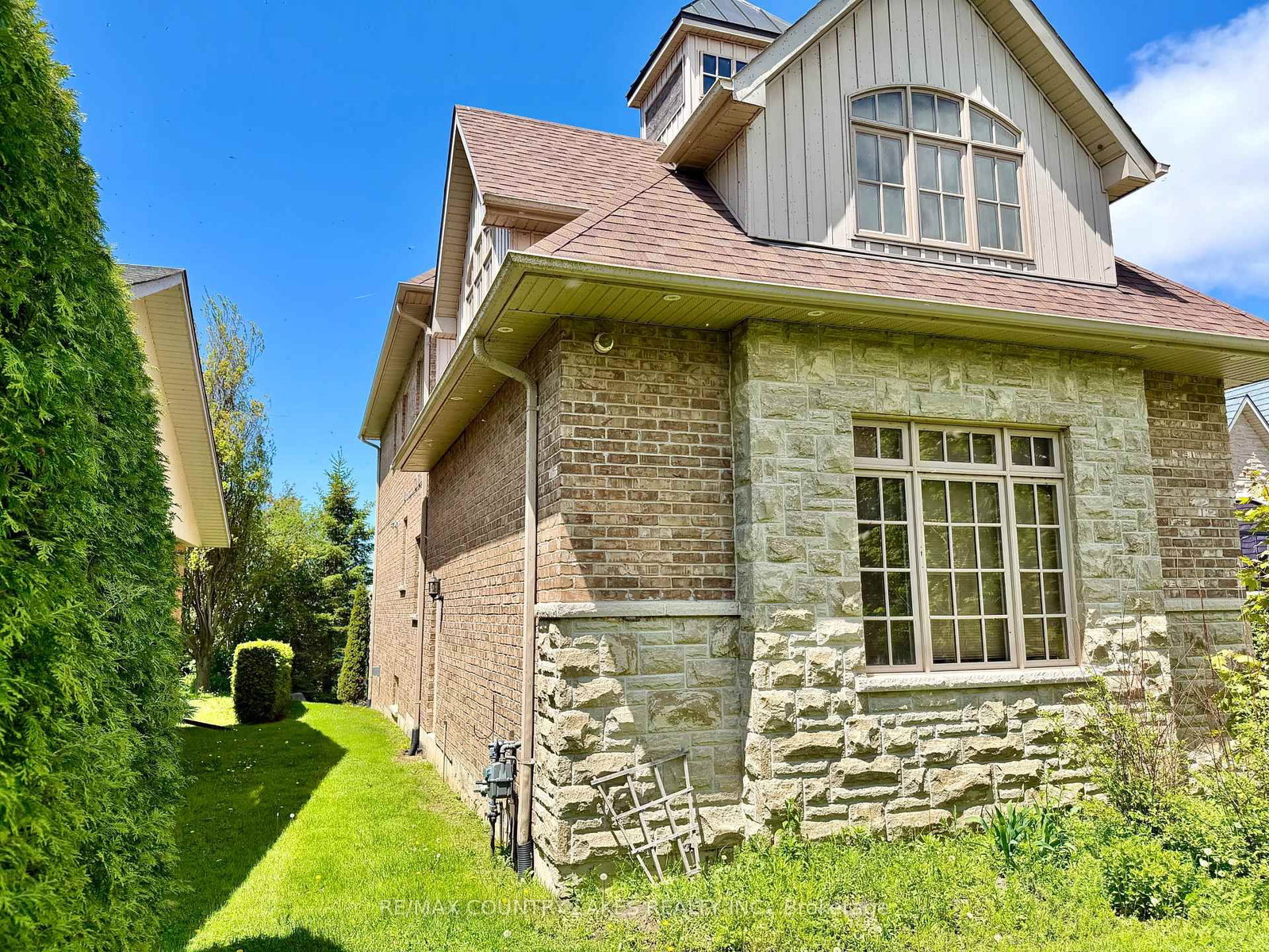 25630 Maple Beach Road • Brock, ON photo 5