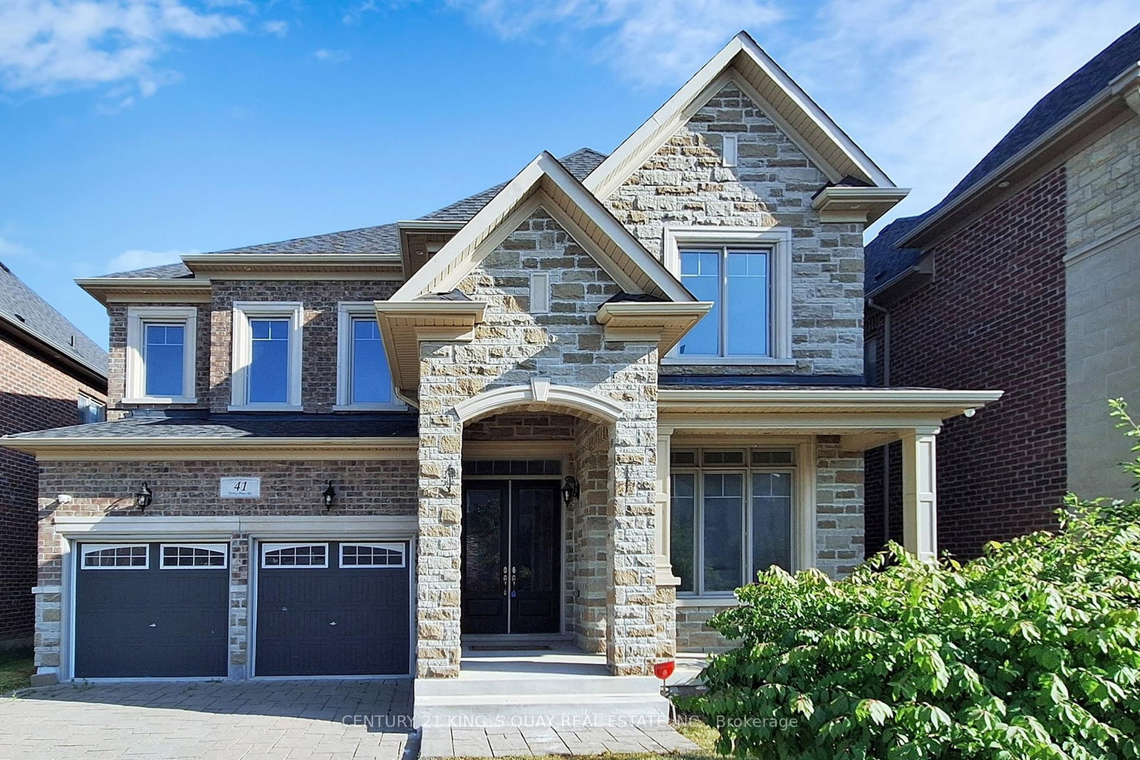 41 Torrey Pines Road • Vaughan, ON photo 2