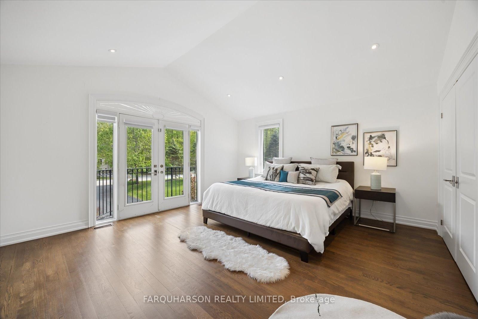 19 Glenhill Trail • Whitchurch-Stouffville, ON photo 15