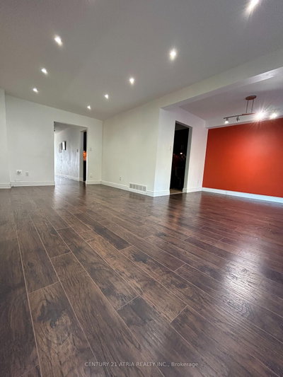 87 Avenue Road • Richmond Hill, ON photo 9