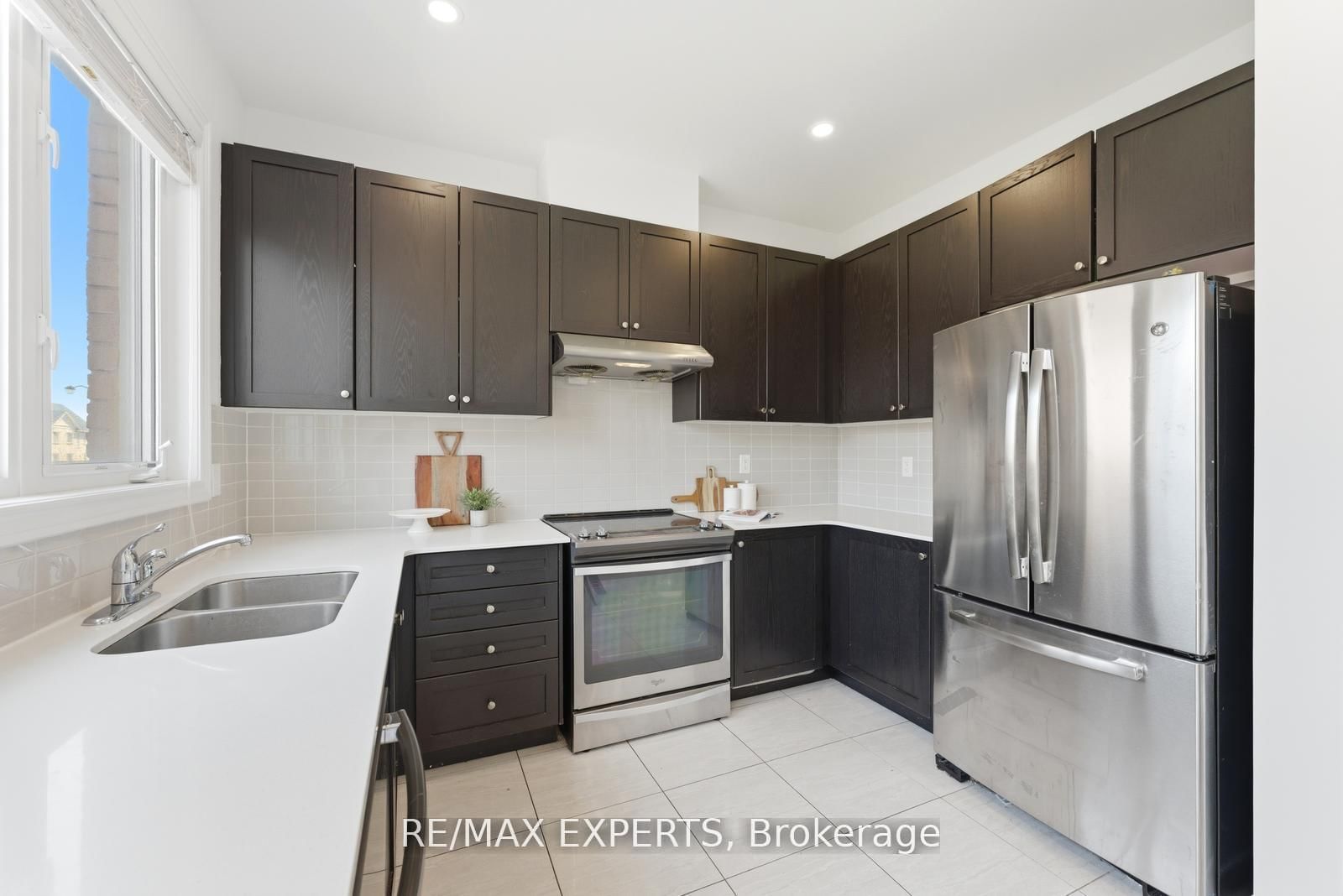 9 Port Arthur Crescent • Richmond Hill, ON photo 11