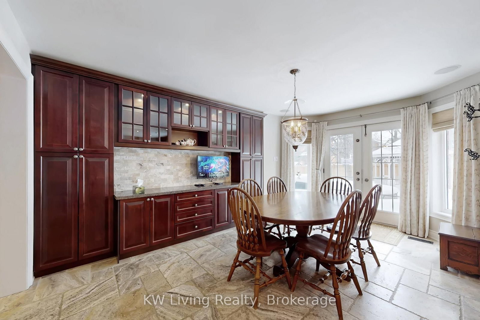 24 Highview Crescent • Richmond Hill, ON photo 10