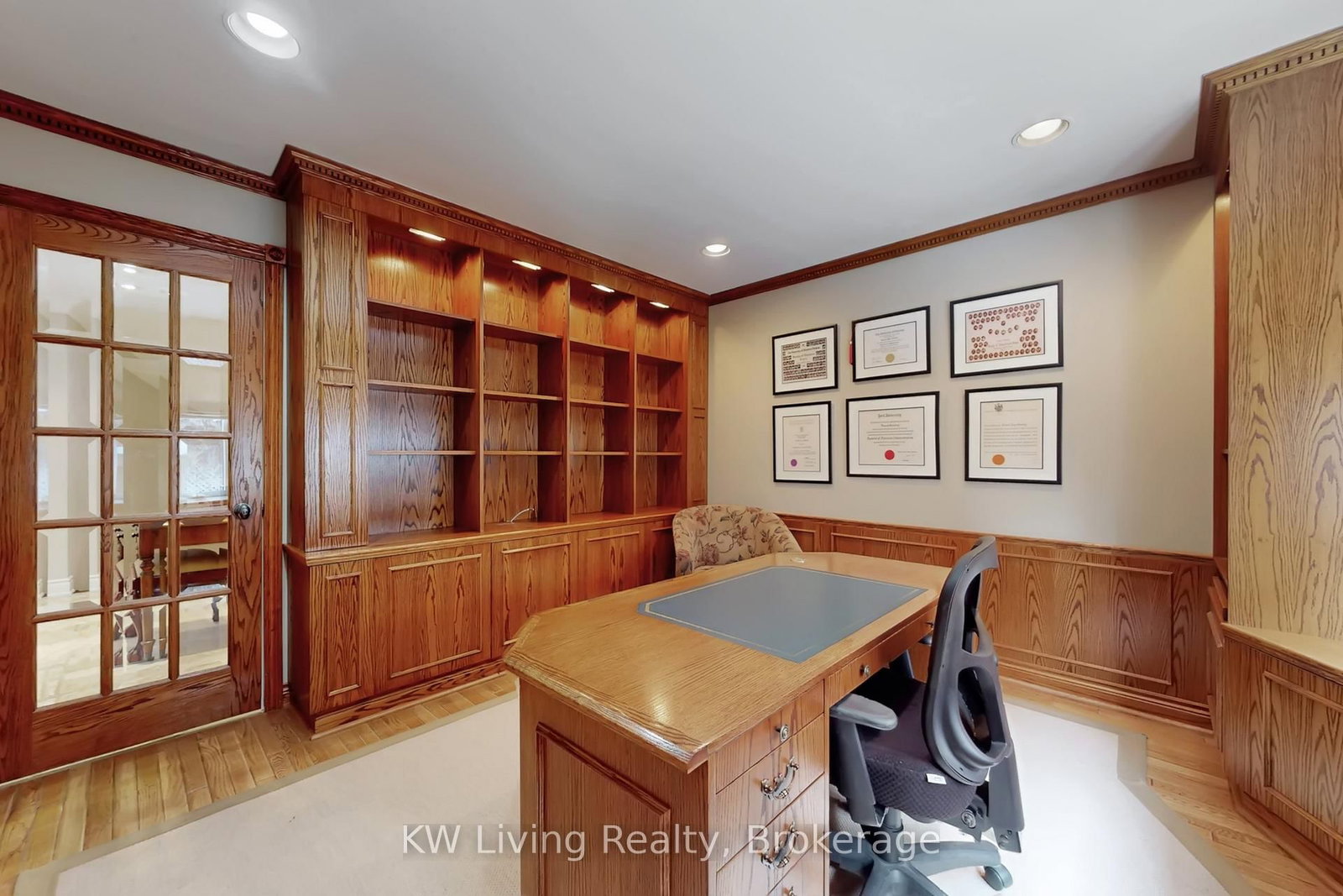 24 Highview Crescent • Richmond Hill, ON photo 13