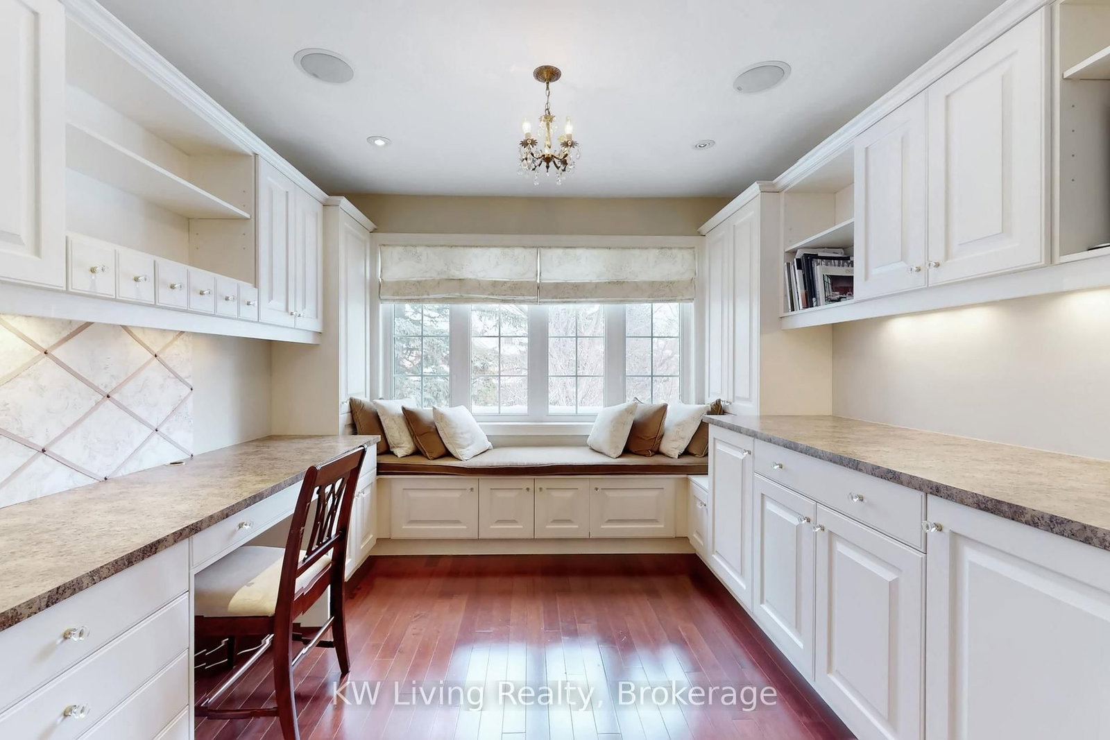 24 Highview Crescent • Richmond Hill, ON photo 23