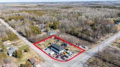 7-bed Detached House · 22985 Lakeridge Rd