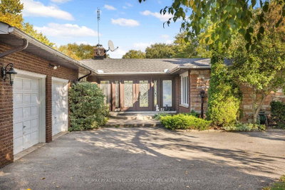 9799 Warden Avenue — photo 5