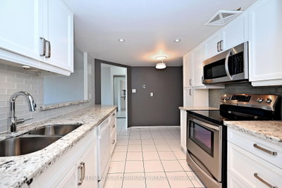 Unit 620 — 32 Clarissa Drive — photo 6