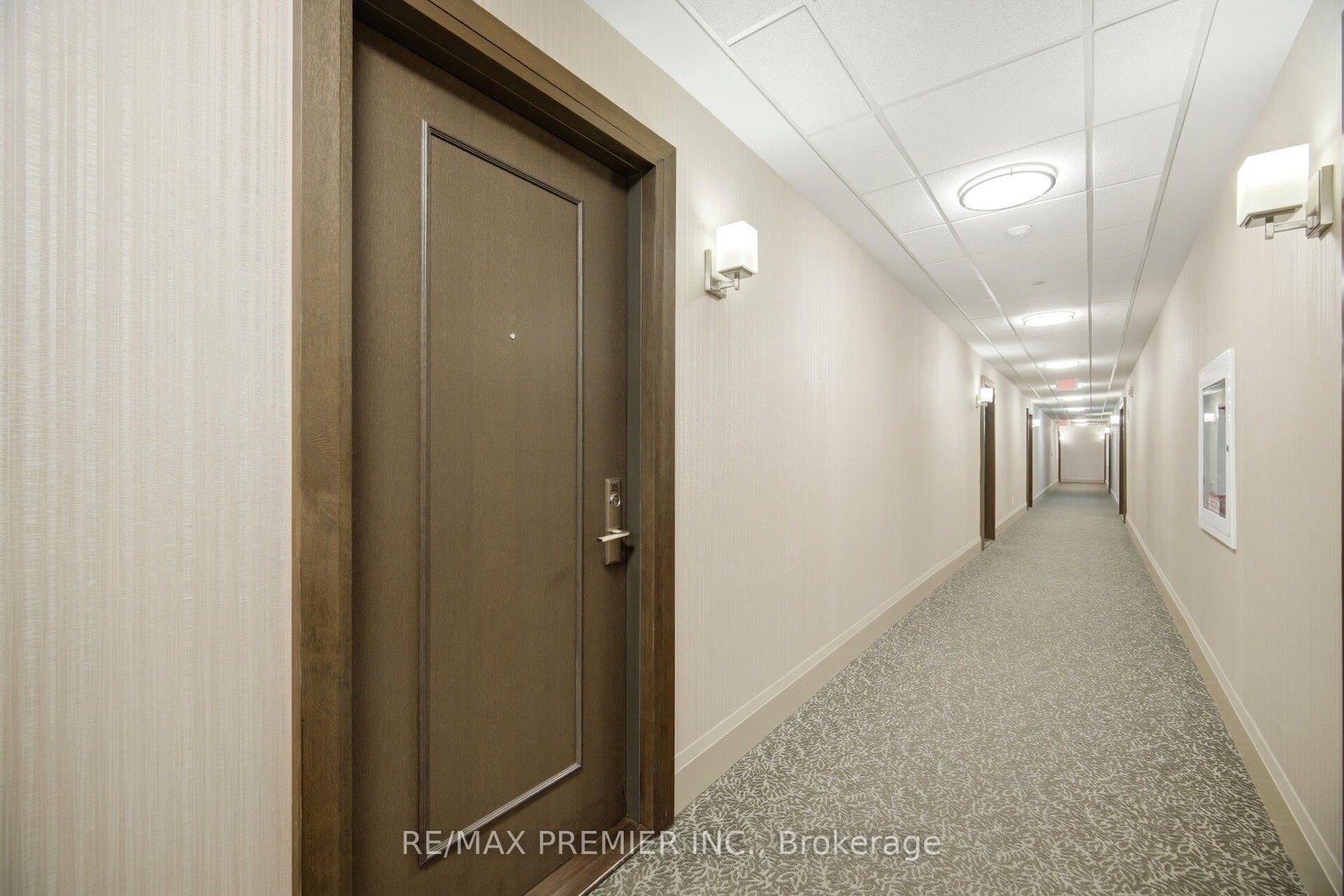 86 Woodbridge Avenue, Unit 305 - Photo 4