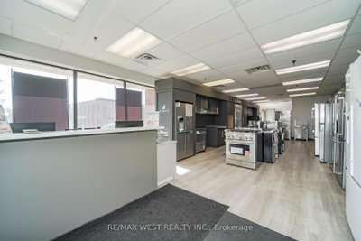 Unit 4 — 176 Bullock Drive — photo 3
