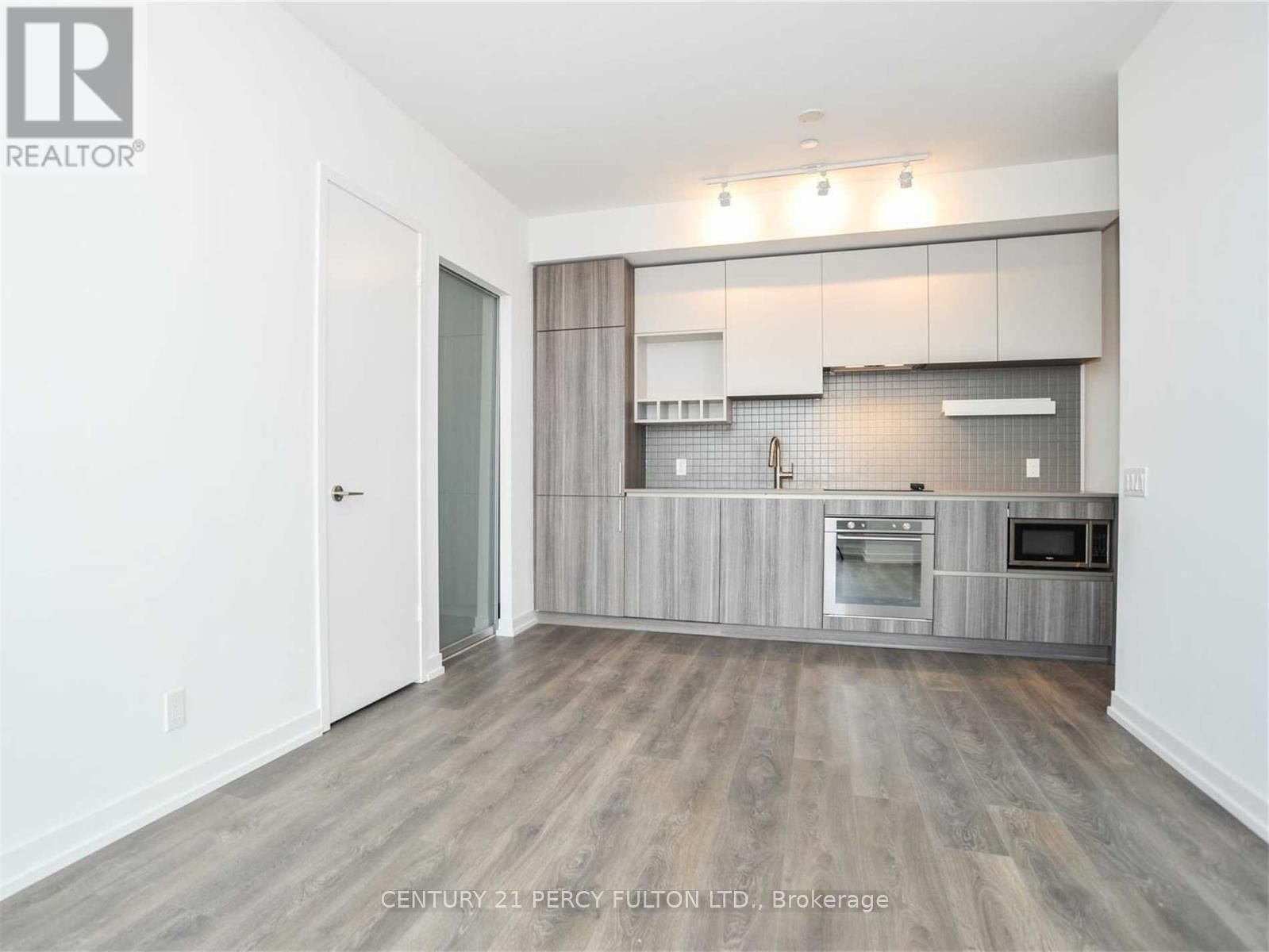 898 Portage Parkway, Unit 4012