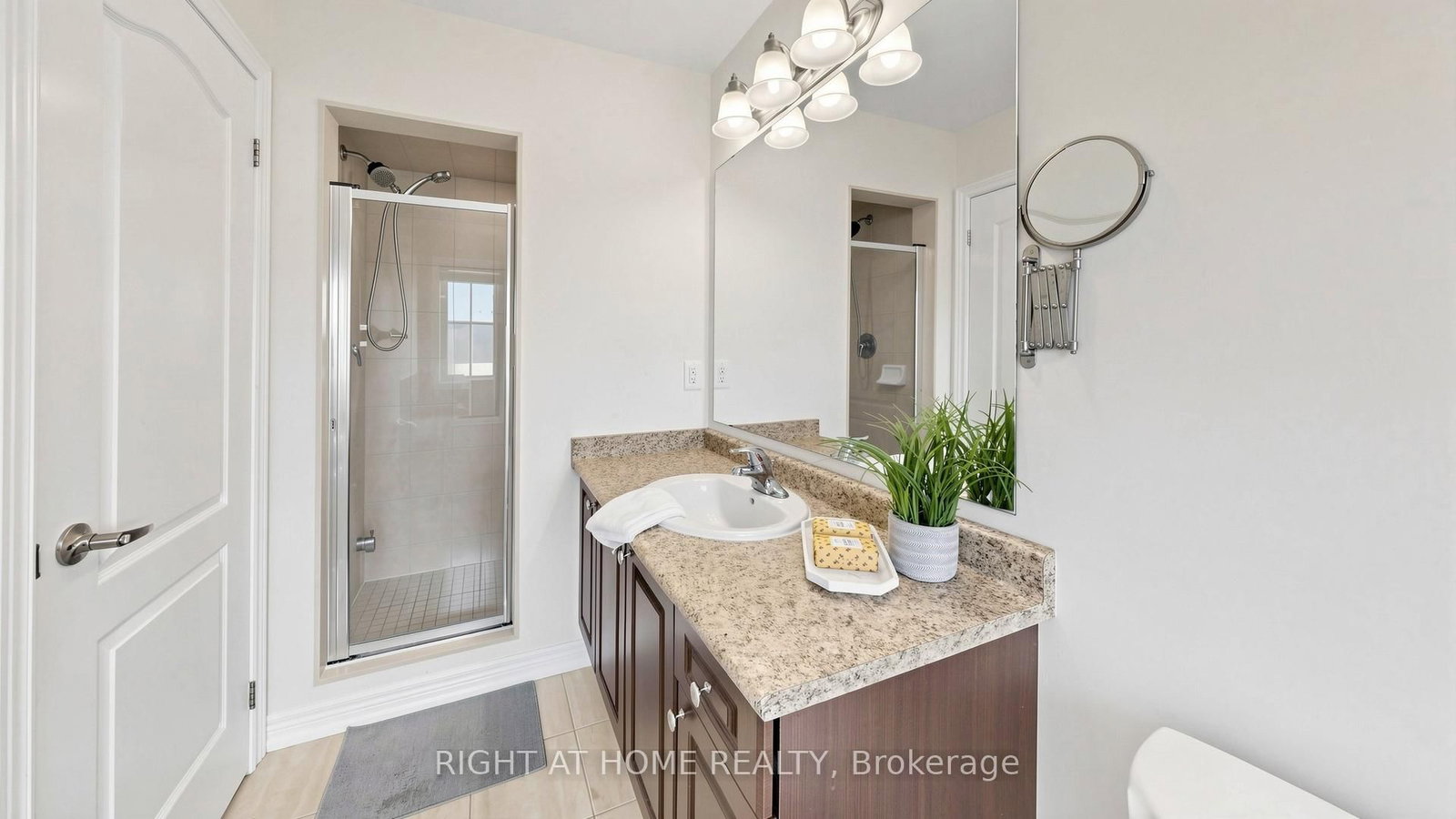 208 Cornell Park Avenue • Markham, ON photo 17