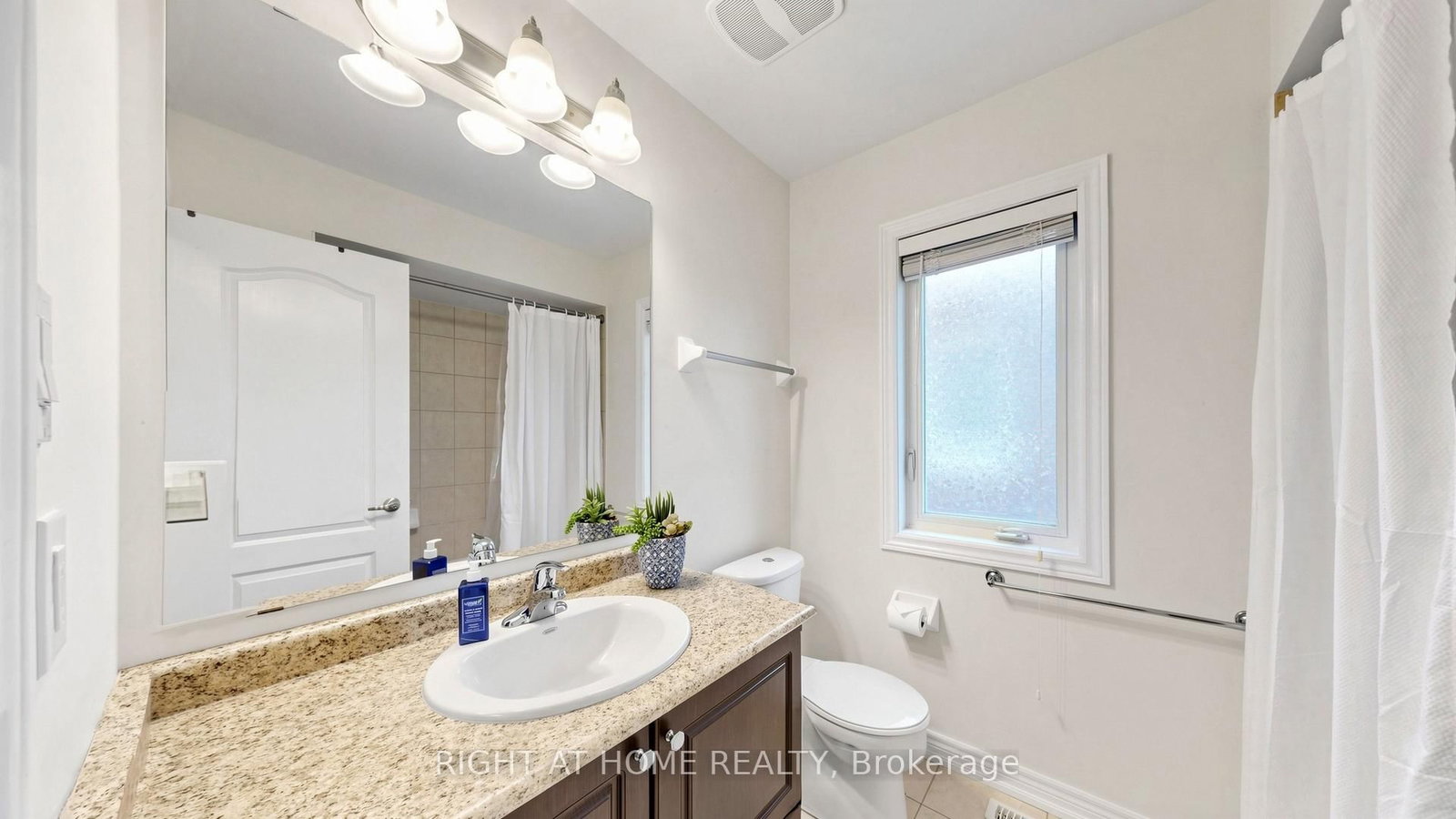 208 Cornell Park Avenue • Markham, ON photo 21