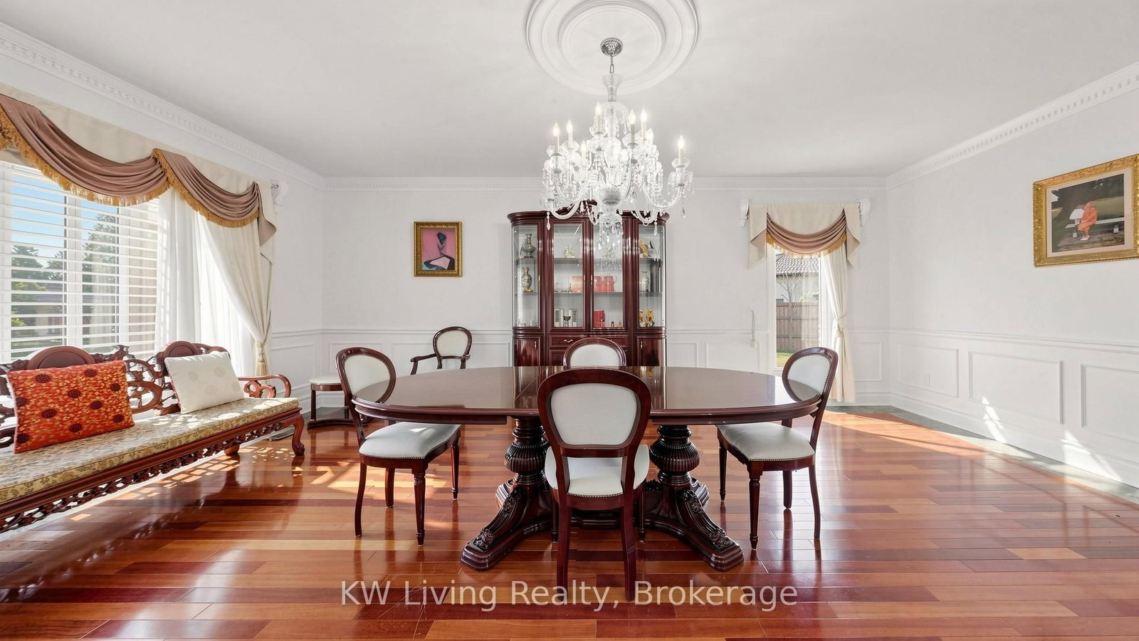 2 Cortina Court N • Richmond Hill, ON photo 13