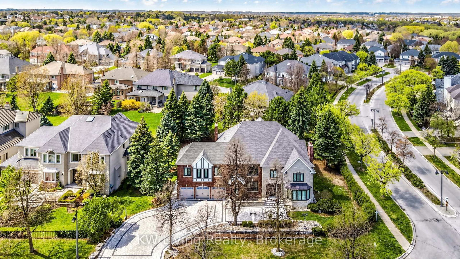 2 Cortina Court N • Richmond Hill, ON photo 50