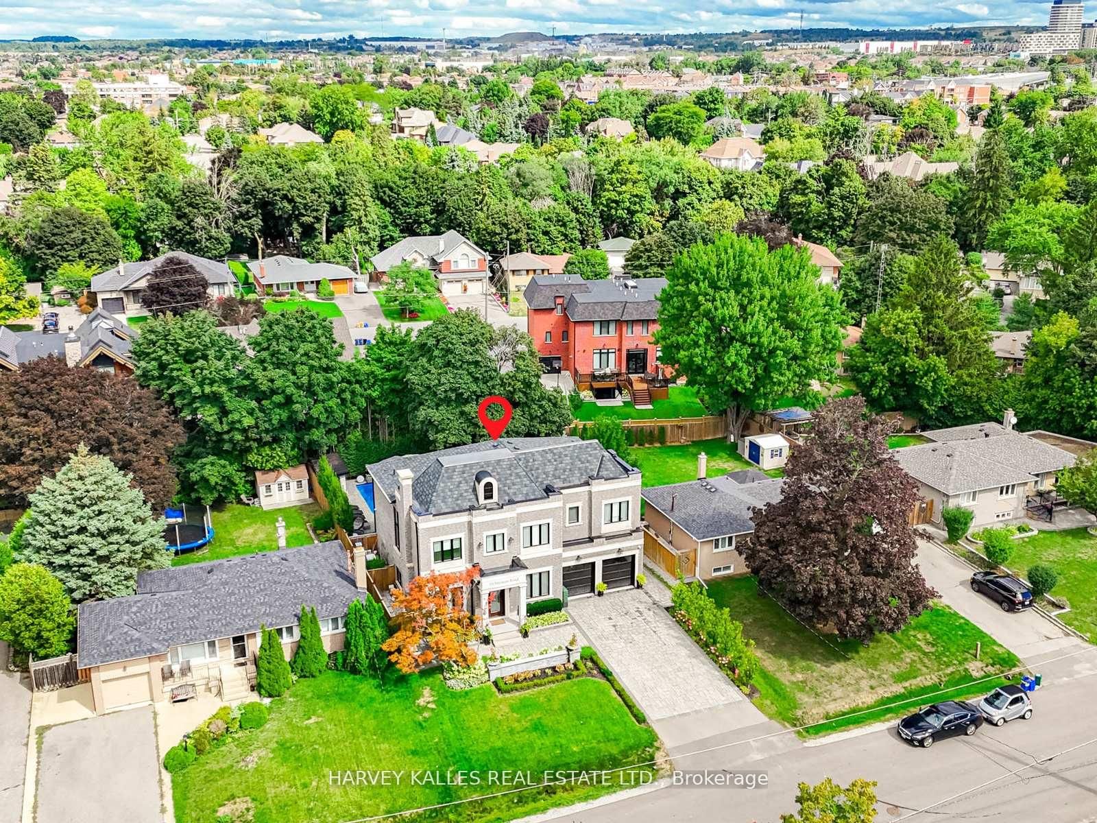 10 Malaren Road • Vaughan, ON photo 3