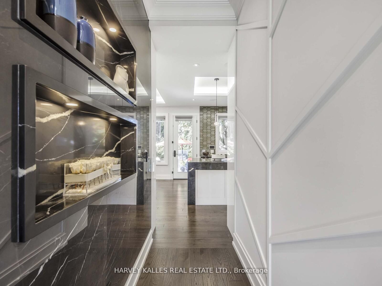 10 Malaren Road • Vaughan, ON photo 9