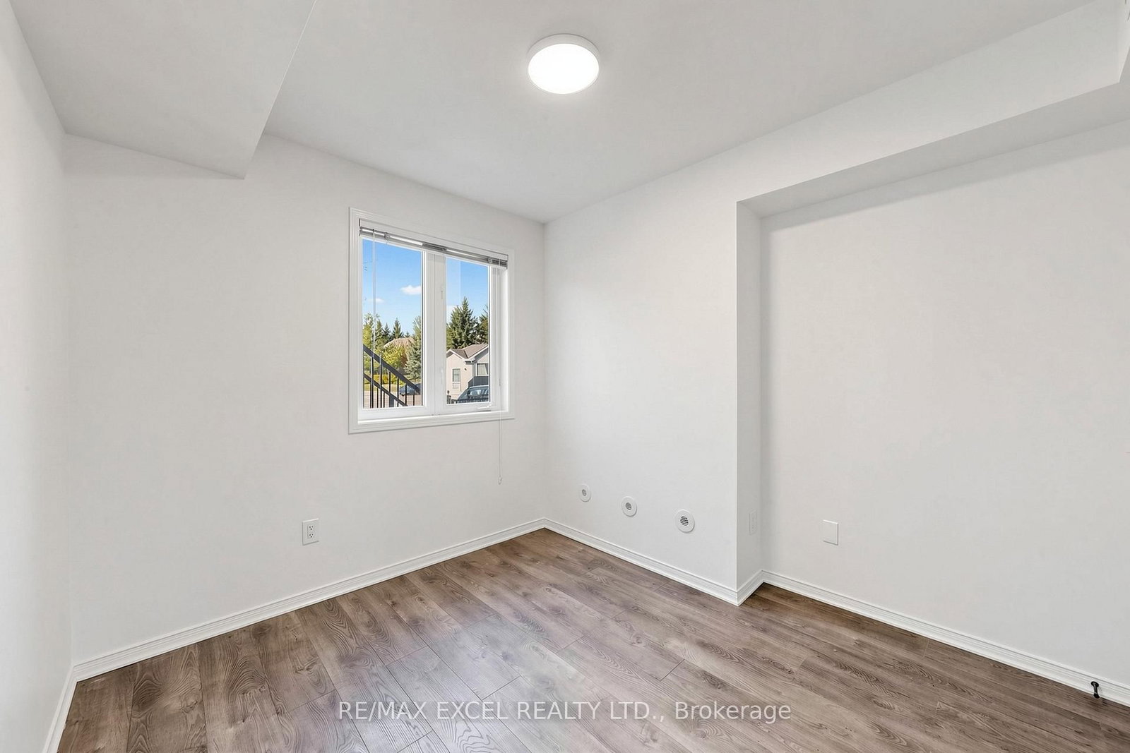 2285 Bur Oak Avenue, Unit 28 - Photo 15