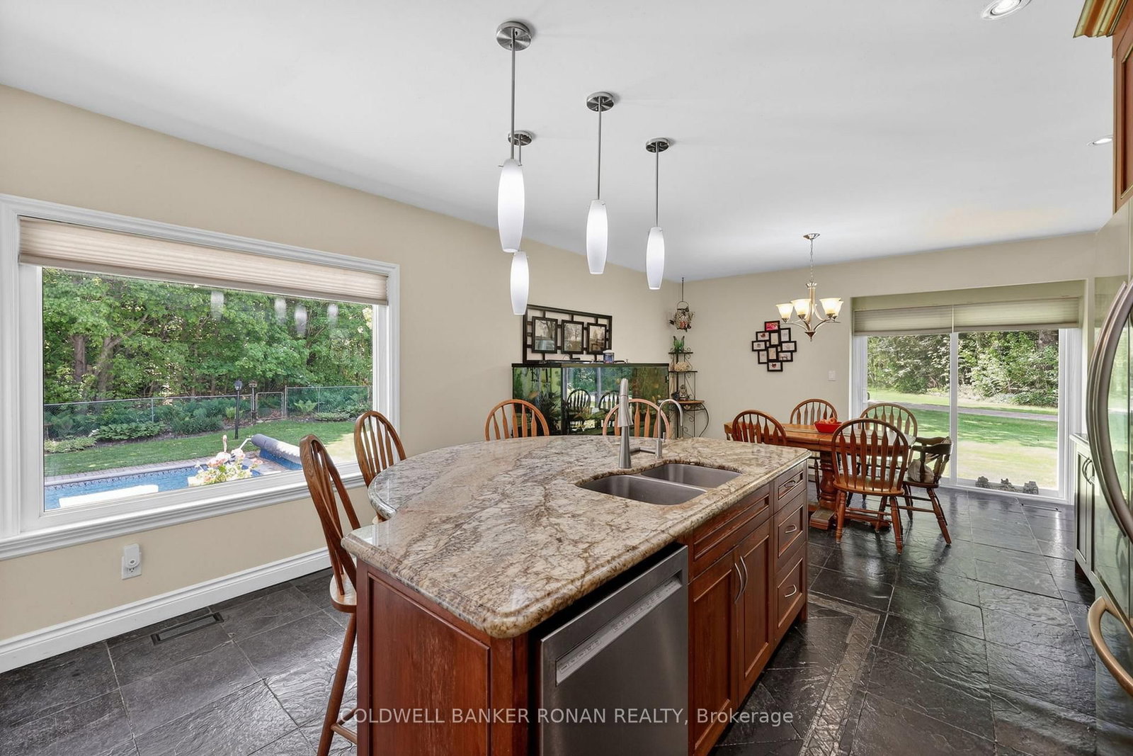 5565 5th Line • New Tecumseth, ON photo 11