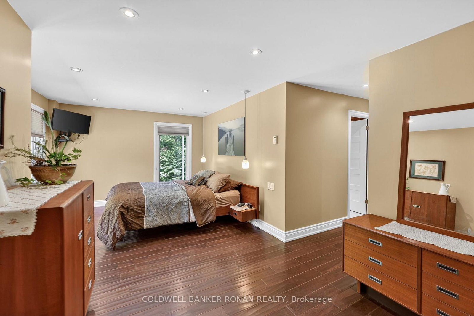 5565 5th Line • New Tecumseth, ON photo 16