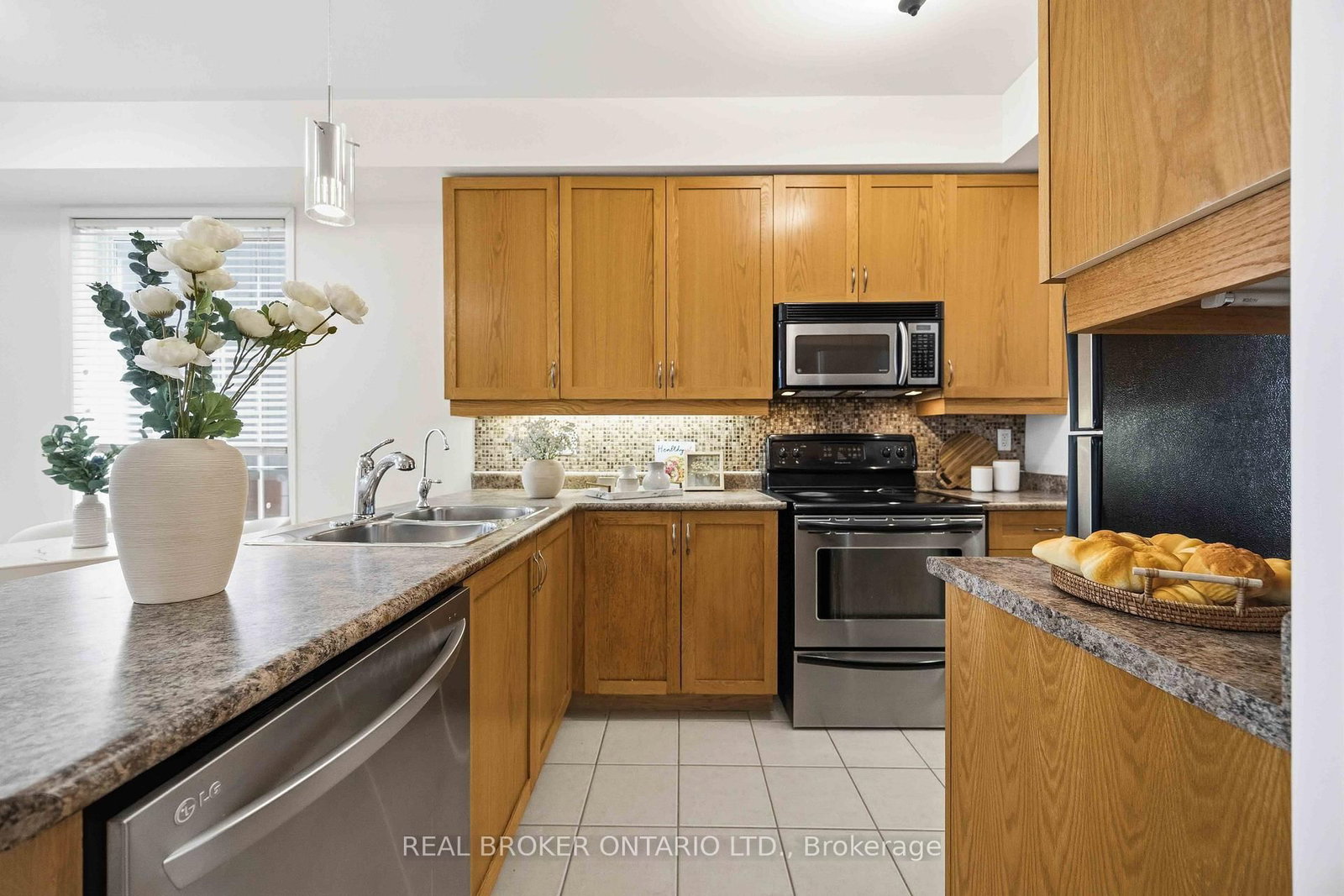 3 Evaridge Drive • Markham, ON photo 16