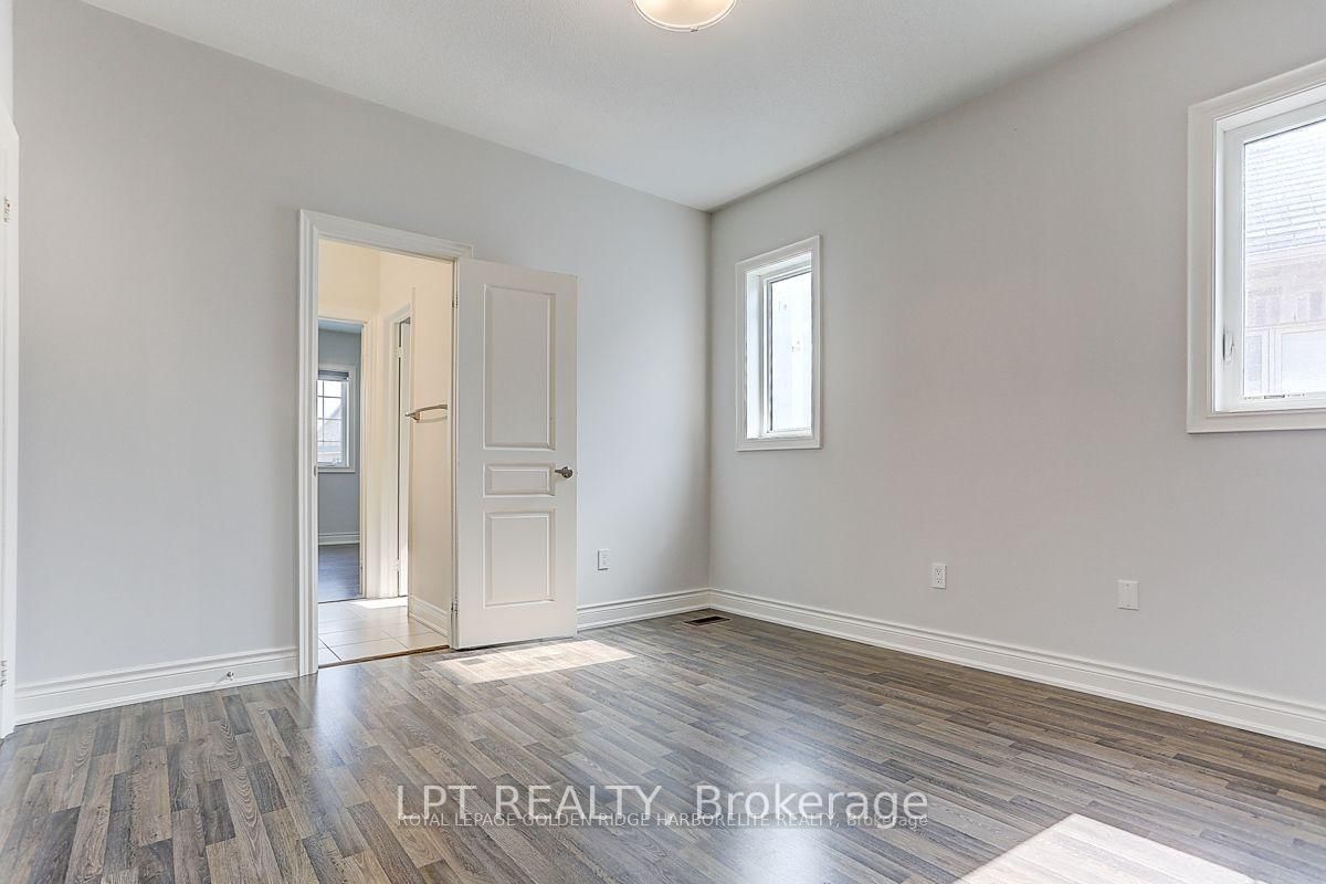 12 Baleberry Crescent • East Gwillimbury, ON photo 27