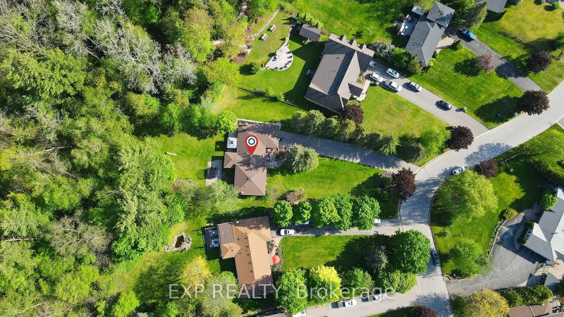 home for lease on 10 Anchor Court