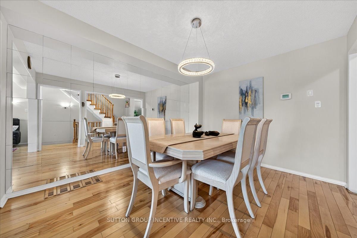 97 Yellowood Circle • Vaughan, ON photo 12