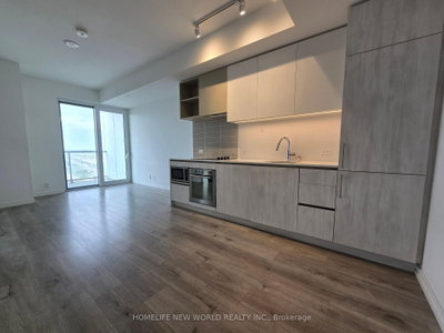 Condominium Apartment in Vaughan Corporate Centre