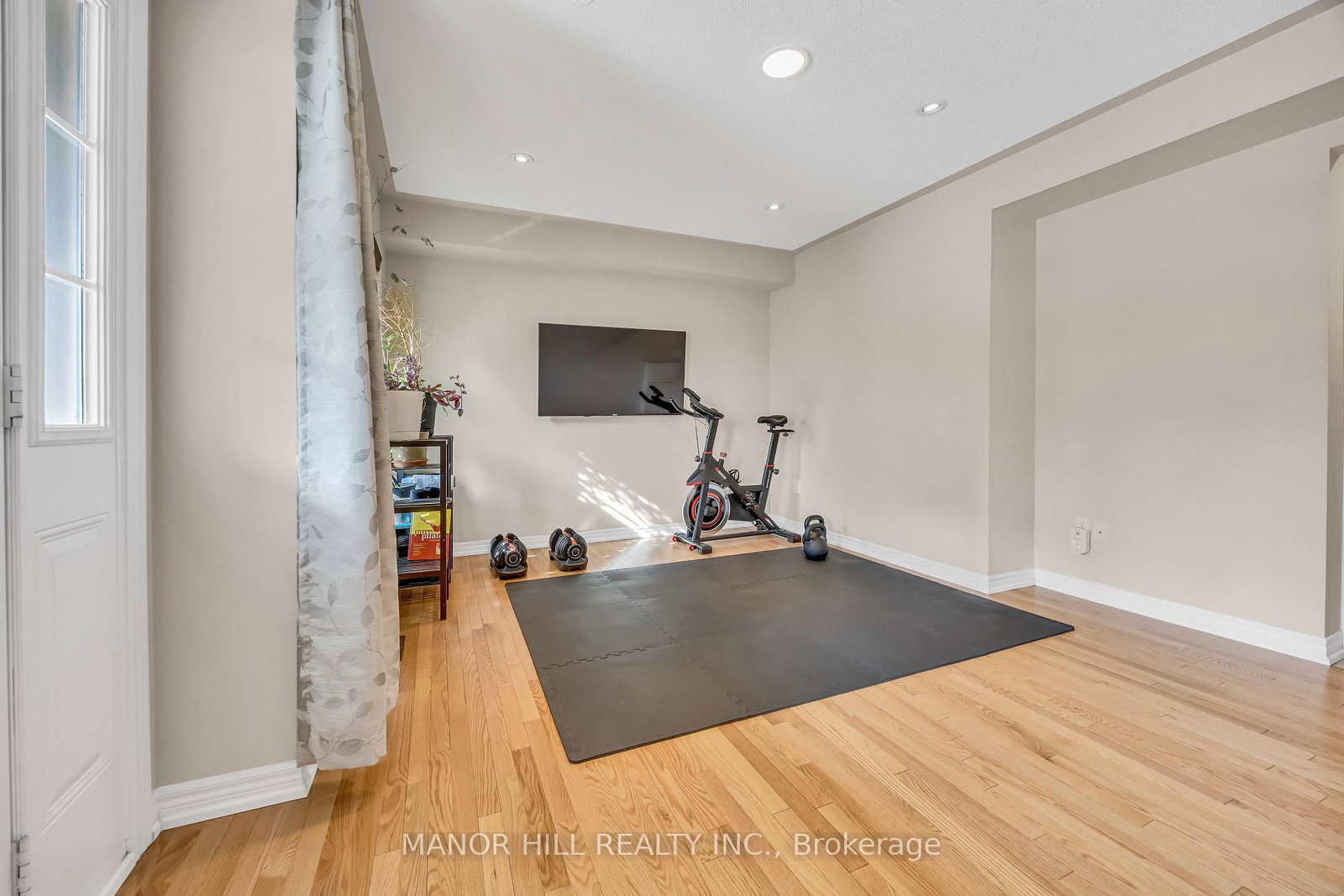 10 W Porter Avenue W, Unit 12 - Photo 32