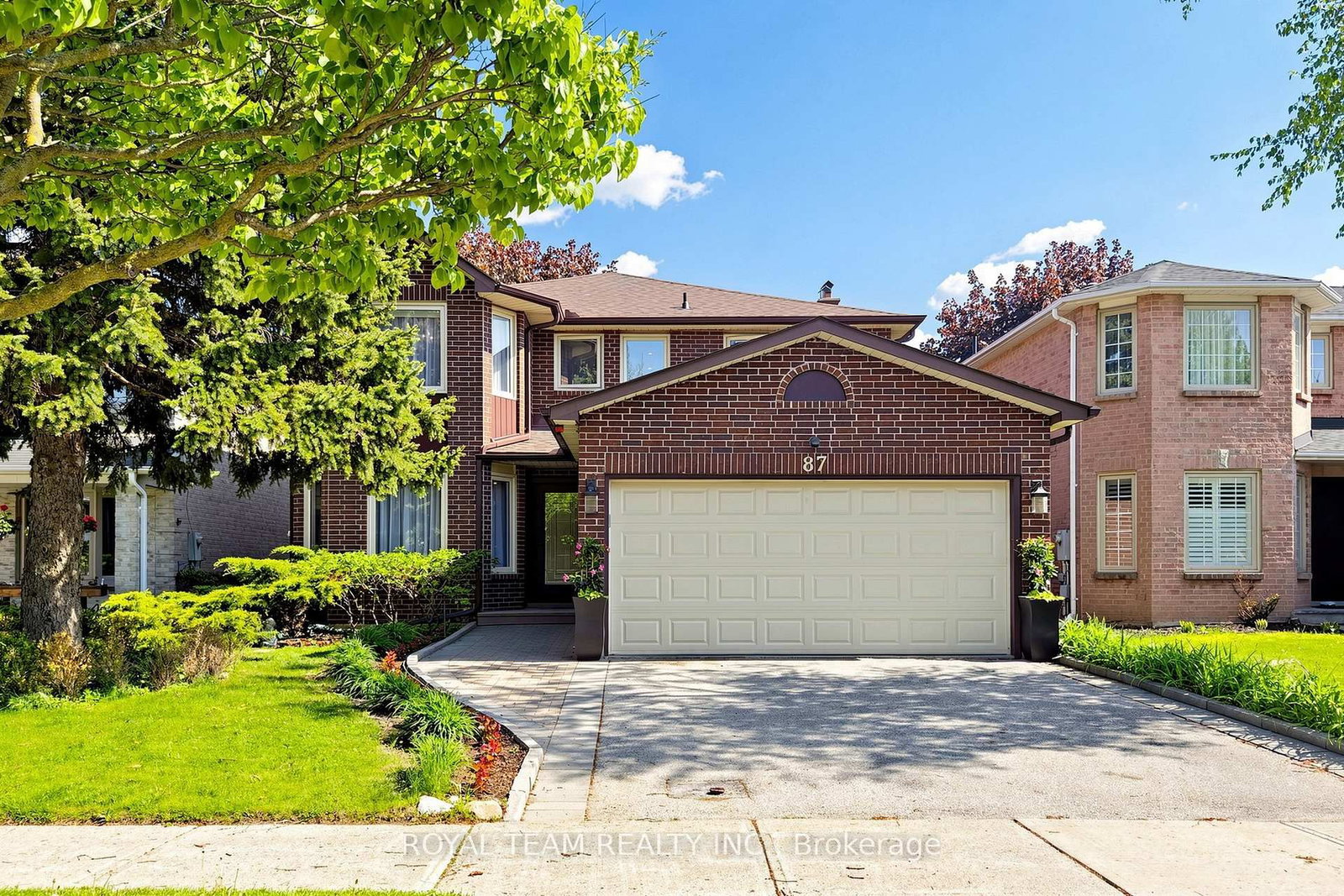 87 Mccallum Drive • Richmond Hill, ON photo 1
