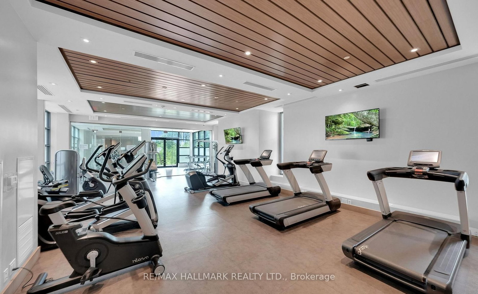 9608 Yonge Street, Unit 1610A - Photo 20