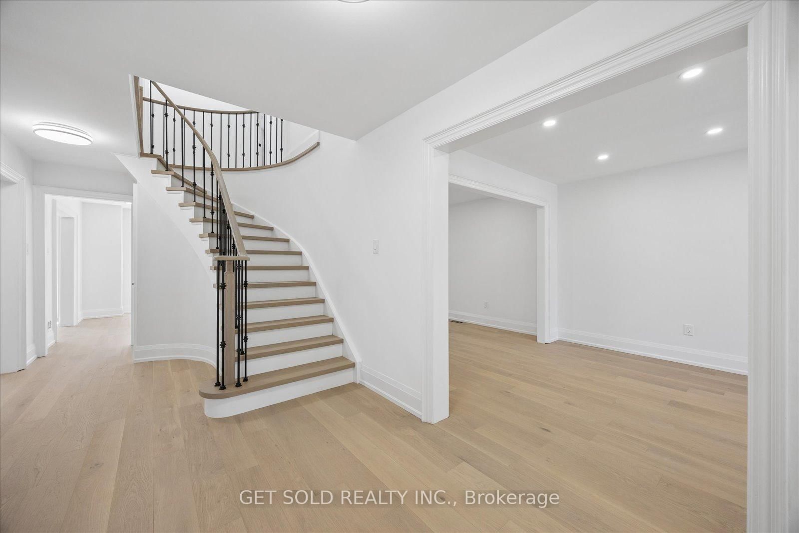 181 Brownridge Drive • Vaughan, ON photo 10