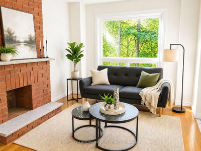 24 Loyal Blue Crescent • Richmond Hill, ON photo 7