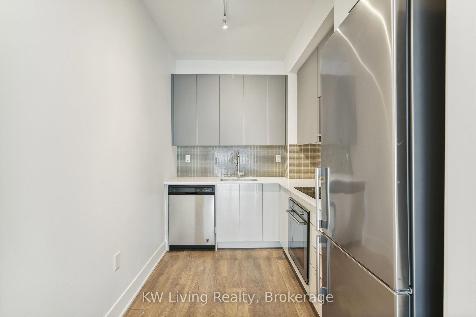 2916 Highway 7, Unit 1109 - Photo 11