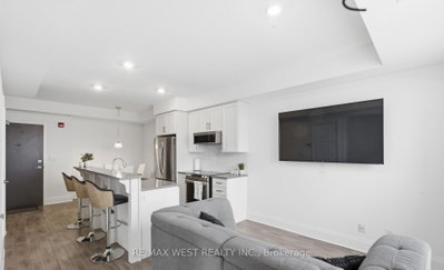 Unit 412 — 2 Adam Sellers Street — more photos