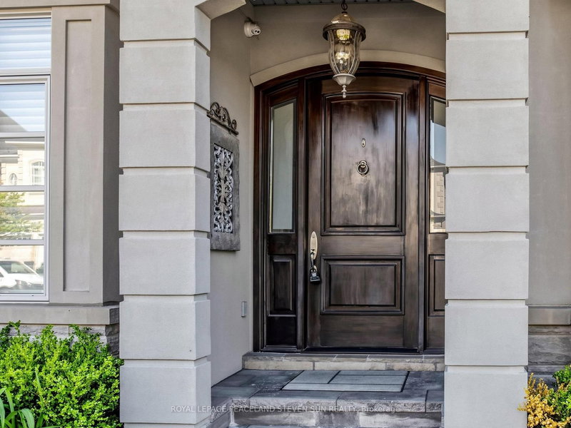 443 Paradelle Drive