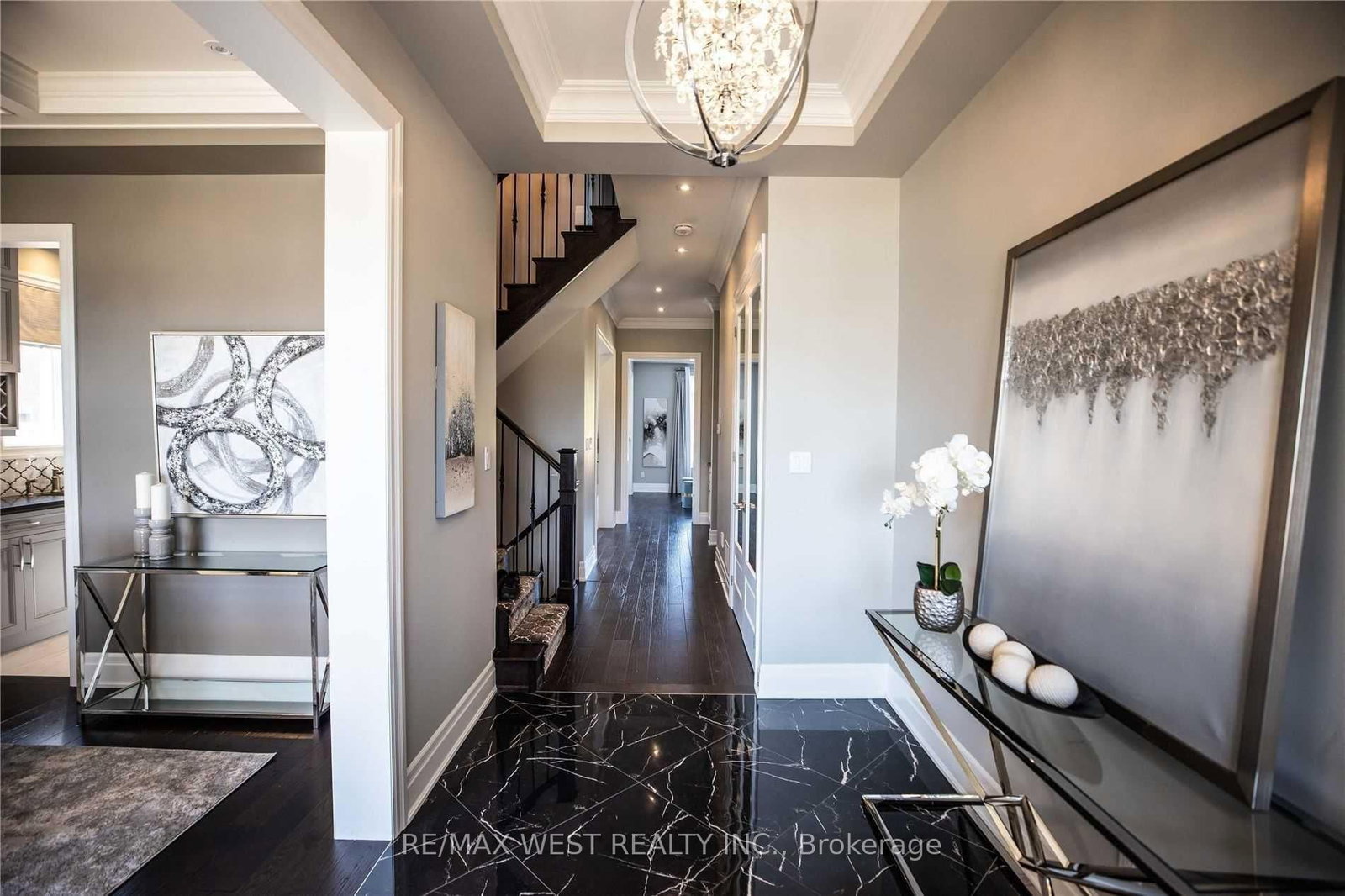 1430 Simpkin Road • Innisfil, ON photo 4