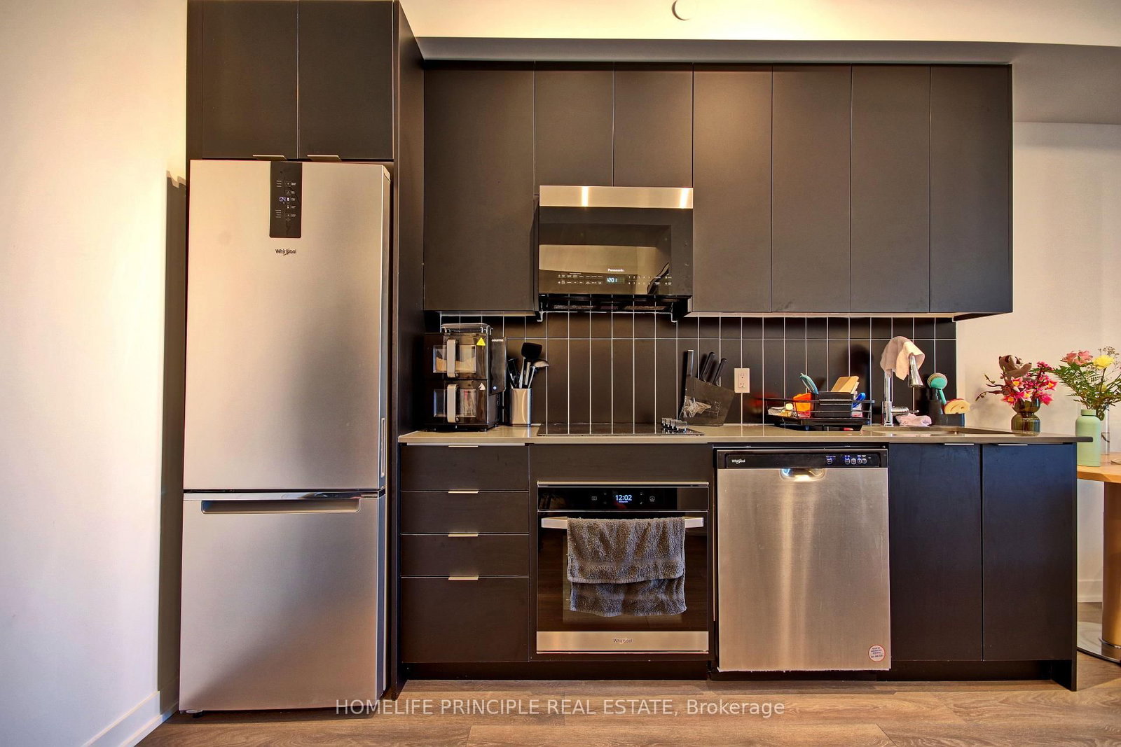474 Caldari Road, Unit 908 - Photo 4