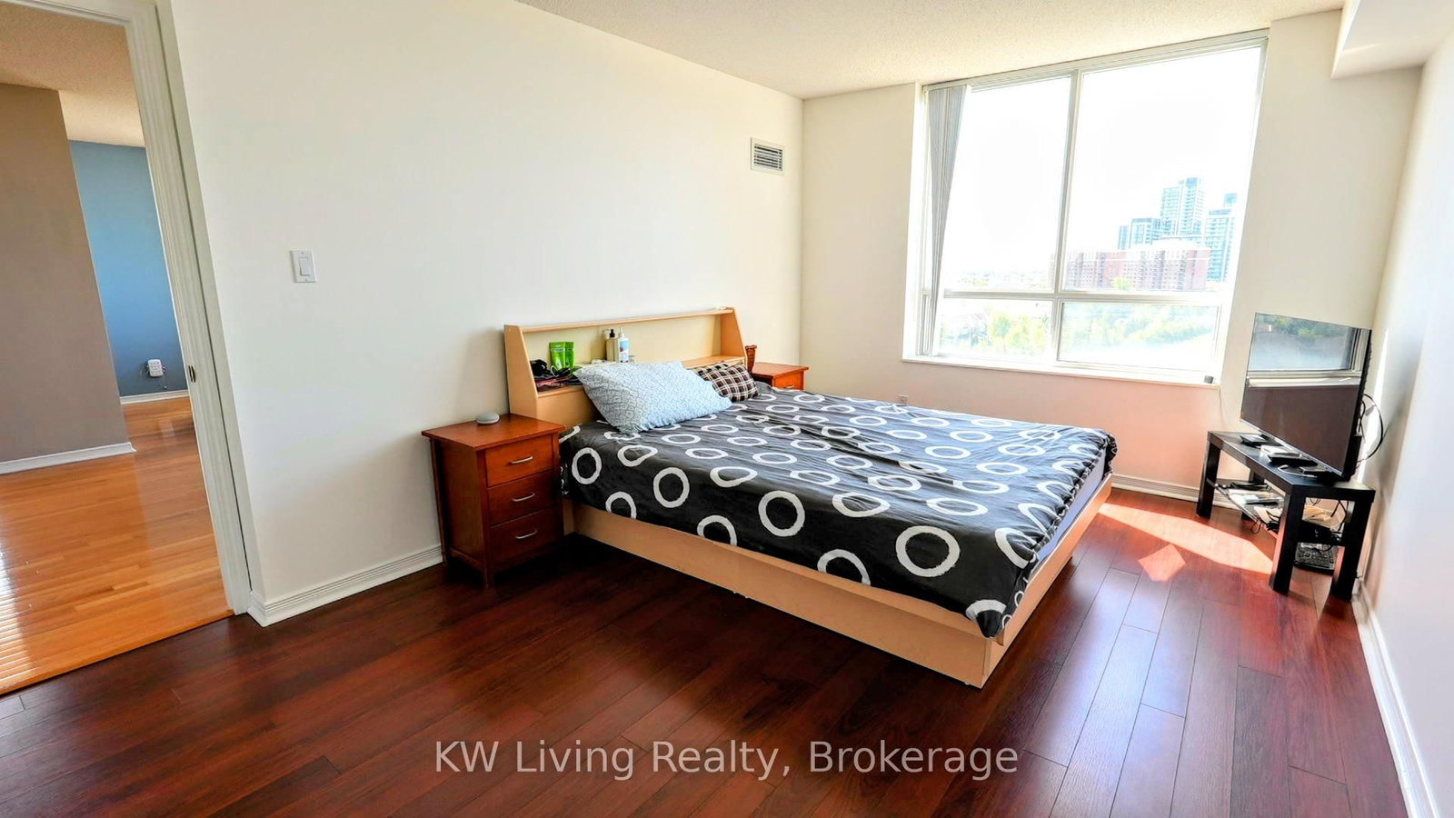 29 Northern Heights Drive • #1005 • Richmond Hill, ON photo 10
