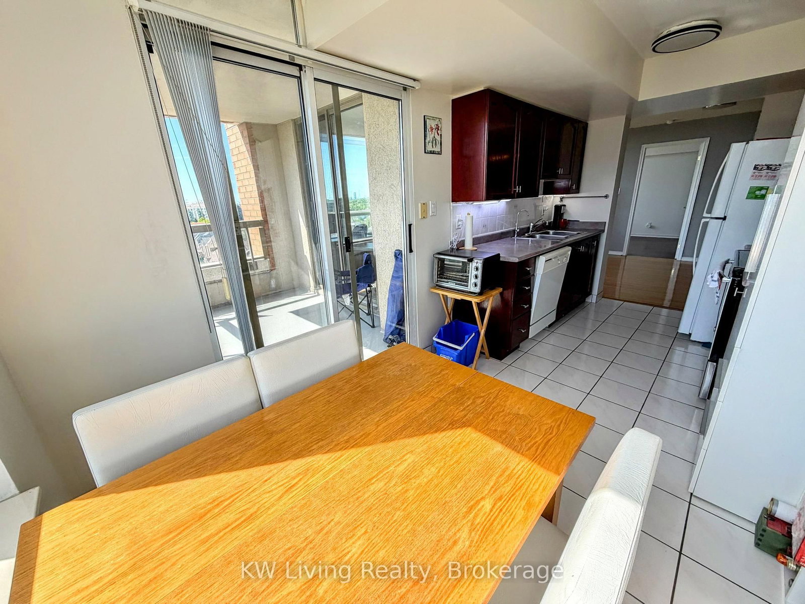 29 Northern Heights Drive • #1005 • Richmond Hill, ON photo 22