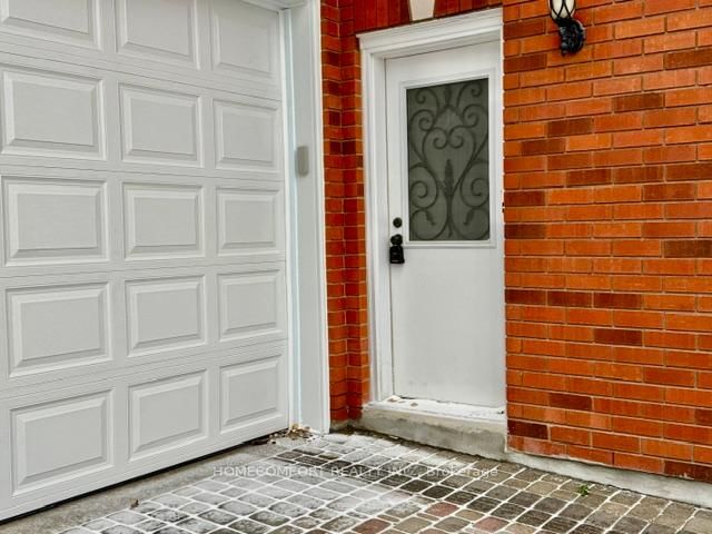 Bsmt - 122A Clarendon Drive